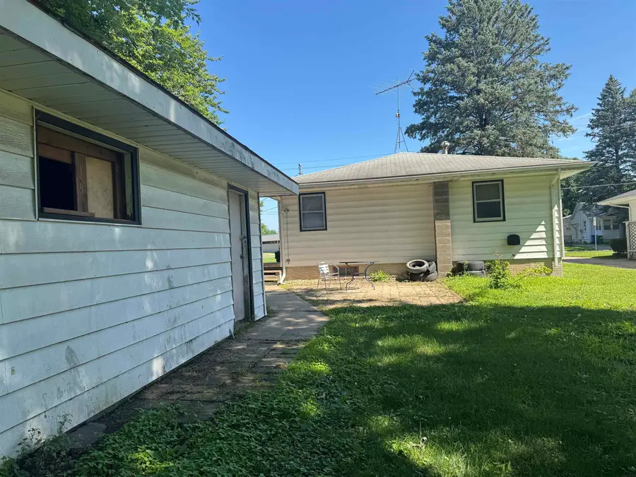 200 16th Avenue, Charles City, IA 50616 - #3