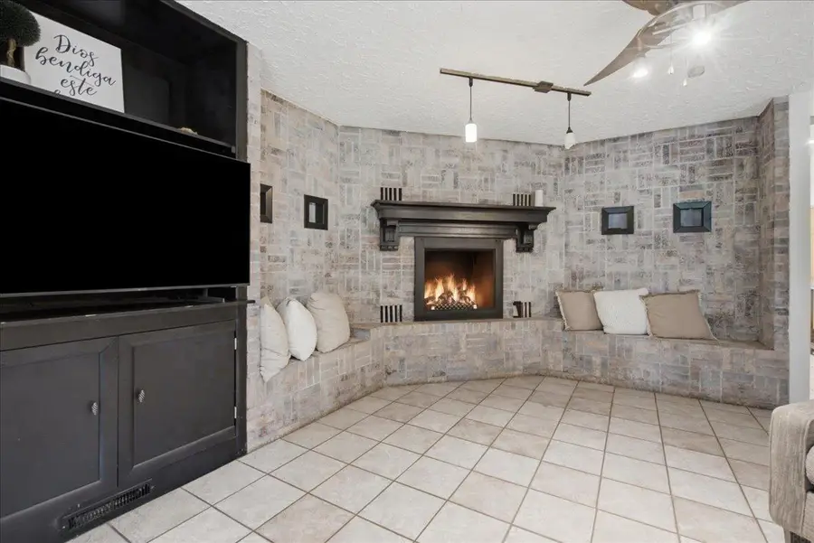 228 Oakwood Drive, Evansdale, IA 50707 - #3