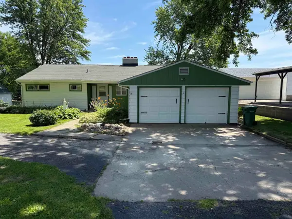 3638 Logan Ave., Waterloo, IA 50703