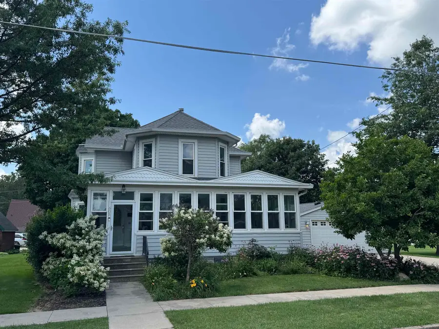 605 2nd Street, Parkersburg, IA 50665 - #2