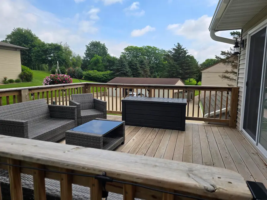 406 Twin View Drive, Decorah, IA 52101 - #3