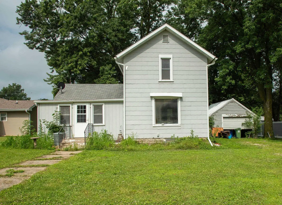 809 Pine Street, Allison, IA 50602 - #1