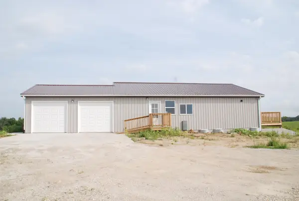 5916 Kornhill Road, Fayette, IA 52142