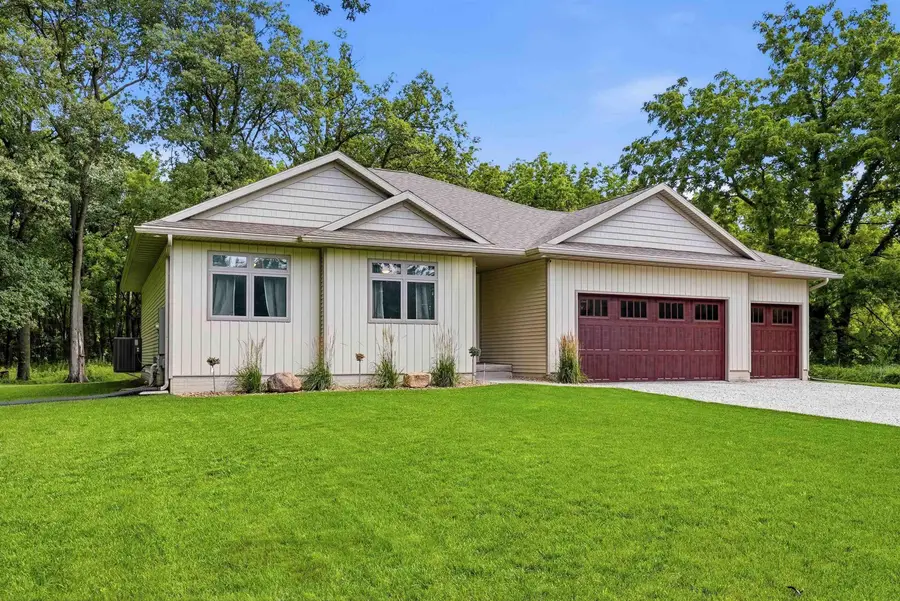 5017 Gilbertville Road, Waterloo, IA 50701 - #3