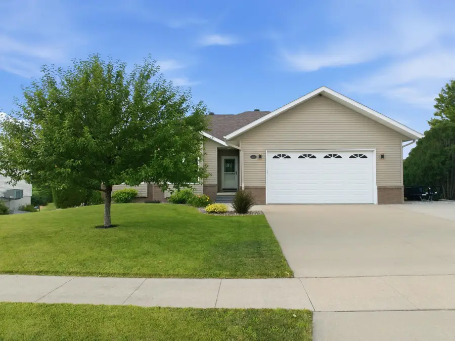 313 Tumbleweed Trail, Waverly, IA 50677 - #3