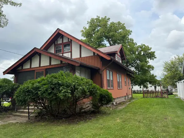 2232 W 3rd Street, Waterloo, IA 50702