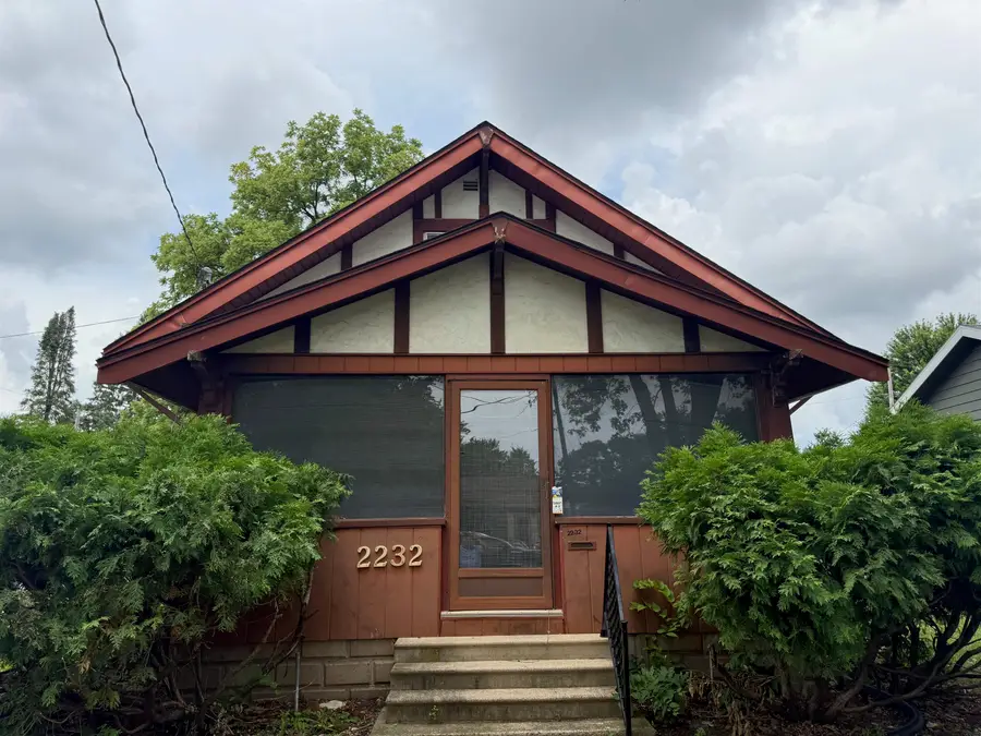 2232 W 3rd Street, Waterloo, IA 50702 - #3