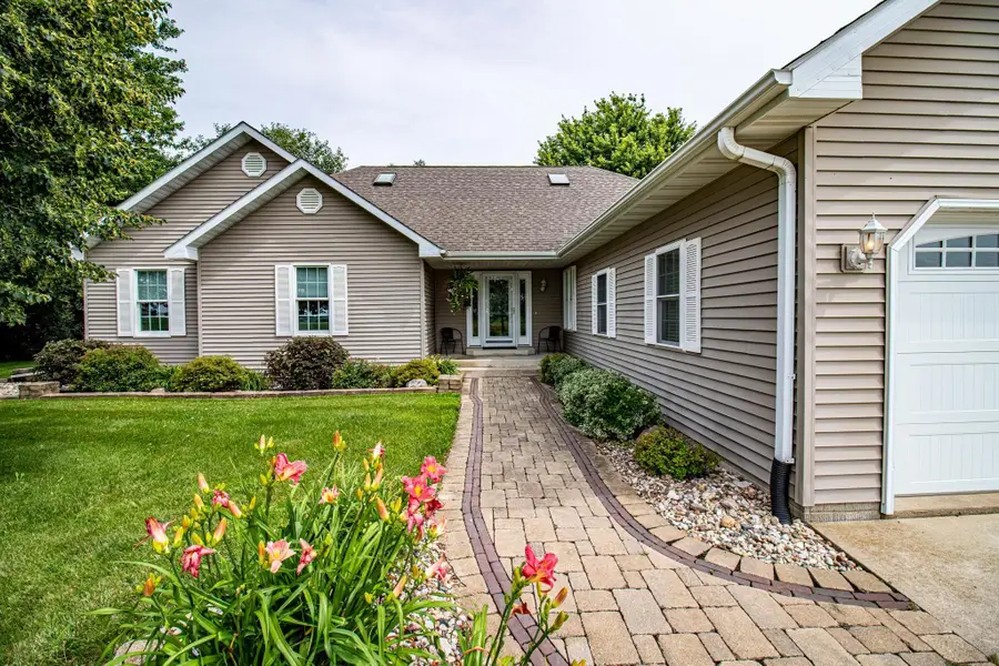 20506 Newell Avenue, Allison, IA 50602 - #2