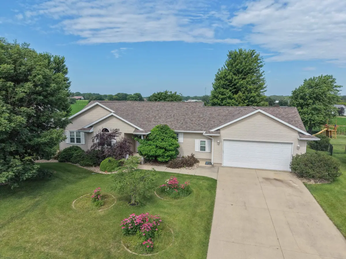 120 Whitetail Ridge, Hudson, IA 50643 - #1