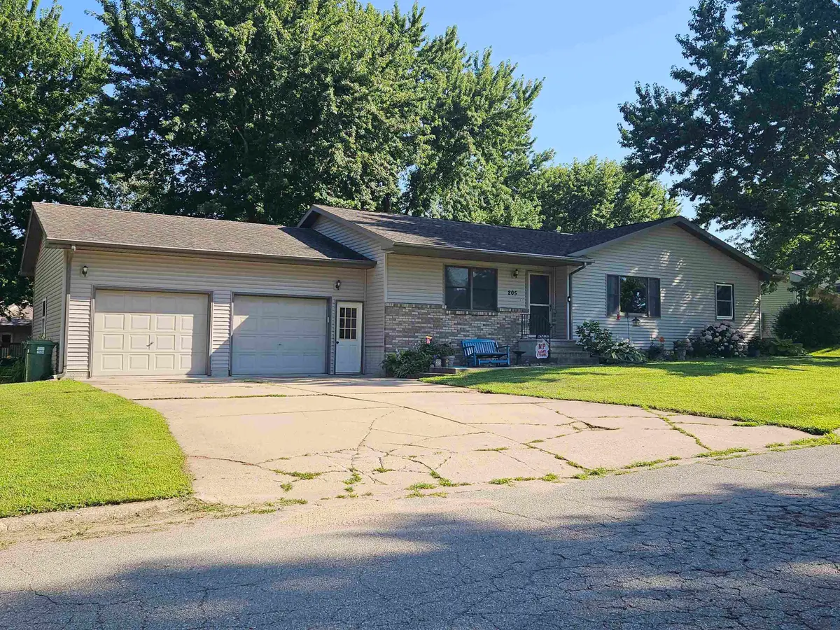 205 Dawn Drive, Nashua, IA 50658 - #1