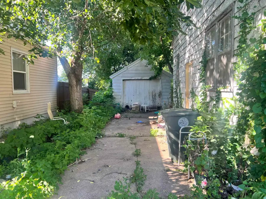 1433 Forest Avenue, Waterloo, IA 50702 - #2