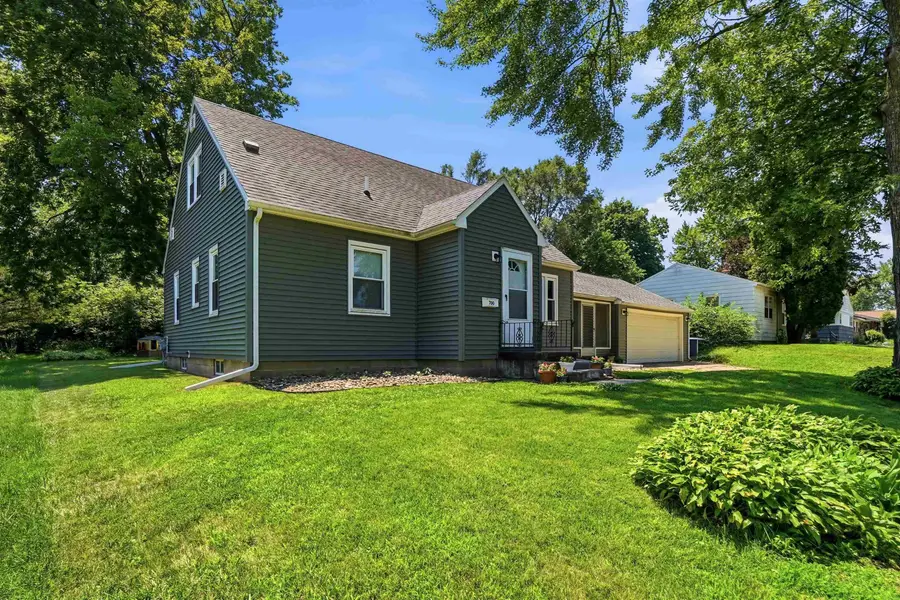 700 Cornwall Avenue, Waterloo, IA 50702 - #3