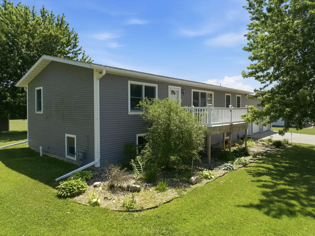 200 Country Heights Drive, Sumner, IA 50674 - #1