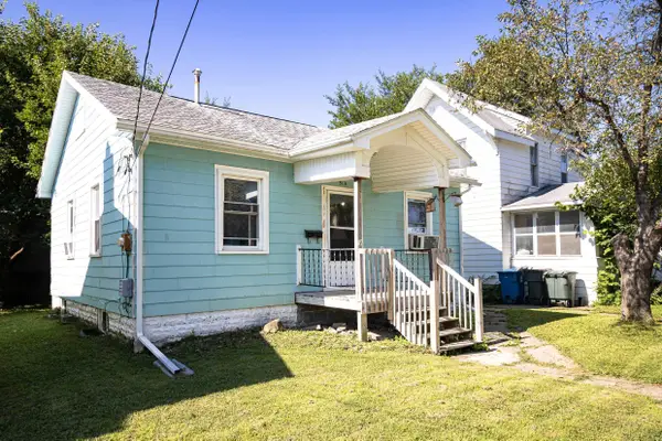 514 Pleasant Street, Waterloo, IA 50702