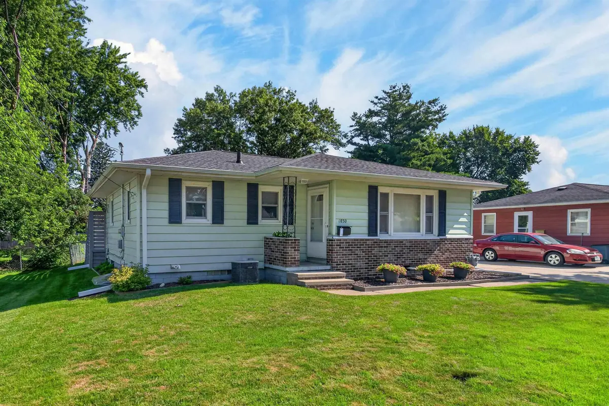 1030 Downing Avenue, Waterloo, IA 50701 - #1