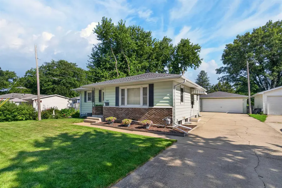 1030 Downing Avenue, Waterloo, IA 50701 - #3