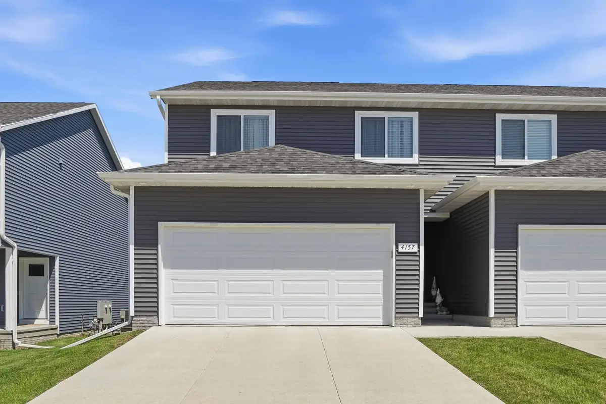 4157 Omaha Avenue, Waterloo, IA 50702 - #1