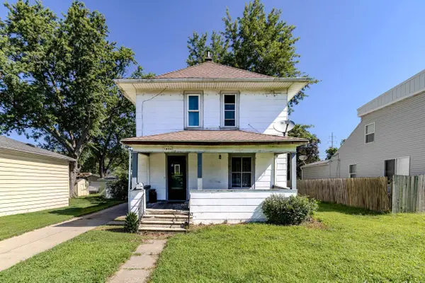 1026 Riehl Street, Waterloo, IA 50703