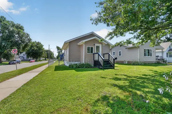 703 Magnolia Parkway, Waterloo, IA 50701