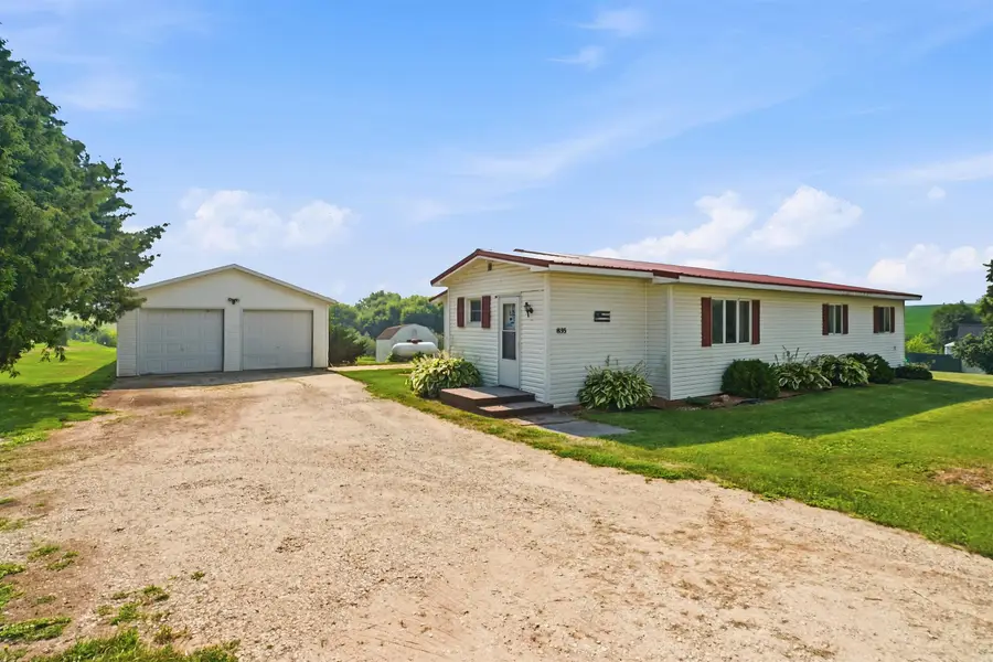 835 Volney Road Road, Monona, IA 52159 - #2