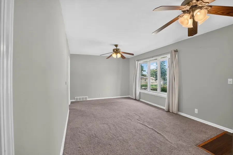 1255 Scott Avenue, Waterloo, IA 50701 - #3