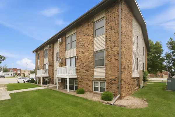 505 Chestnut Street #I, LaPorte City, IA 50651