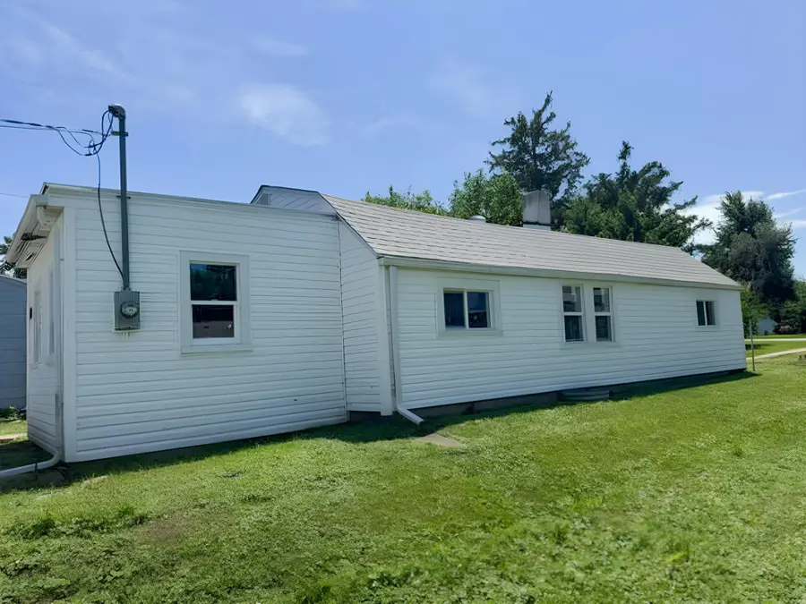 1116 SW 15th Avenue, Cedar Rapids, IA 52404 - #2