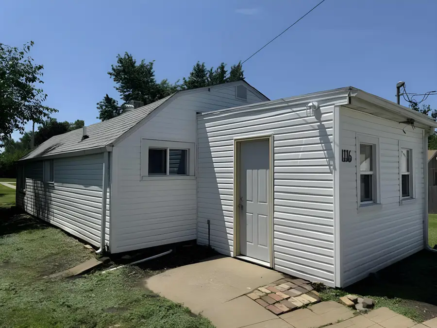 1116 SW 15th Avenue, Cedar Rapids, IA 52404 - #3
