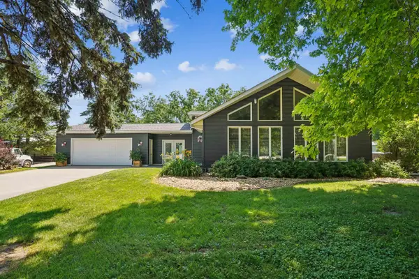 2317 S Frederick Avenue, Oelwein, IA 50662