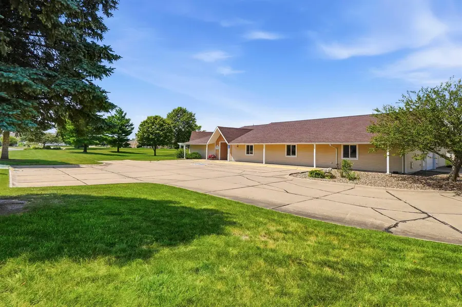 4125 Autumn Ridge Road #122, Cedar Falls, IA 50613 - #3