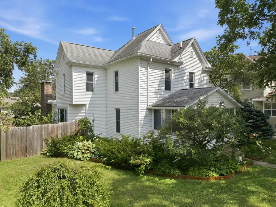 504 Walnut Street, Cedar Falls, IA 50613 - #2