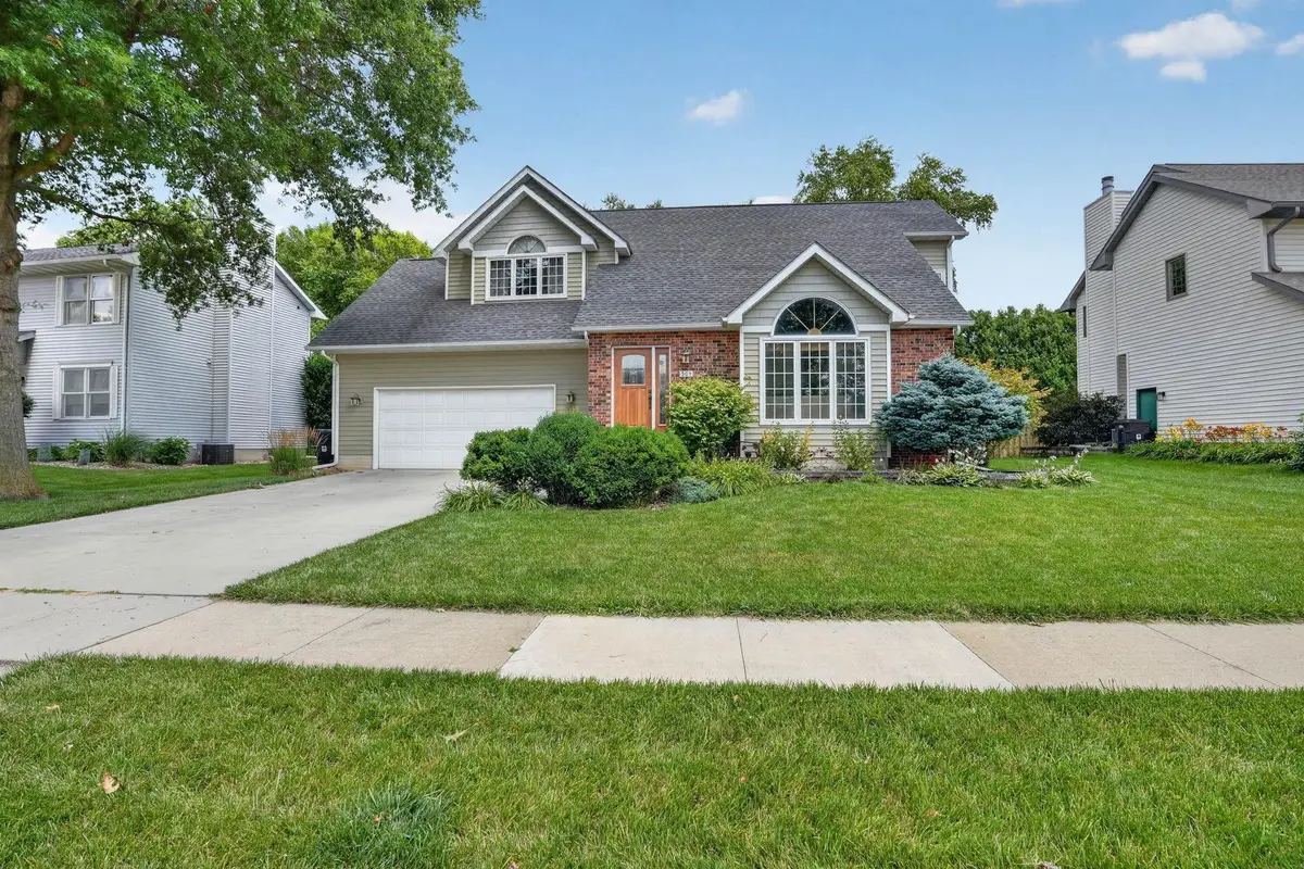 509 Fireside Drive, Cedar Falls, IA 50613 - #1