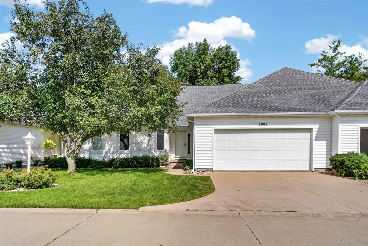 1006 NW 7th Avenue, Waverly, IA 50677 - #1