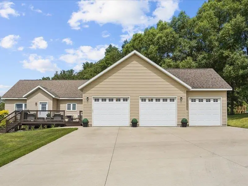 1754 Peppy Place Road, Decorah, IA 52101 - #2