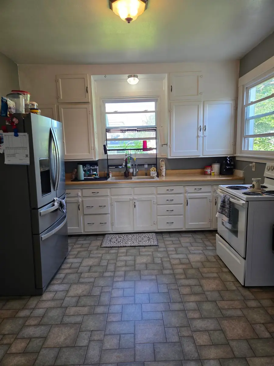 302 3rd Ave. W, Cresco, IA 52136 - #3