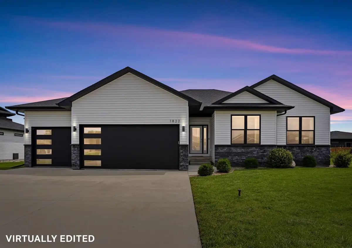 1822 Reese Road, Cedar Falls, IA 50613 - #1