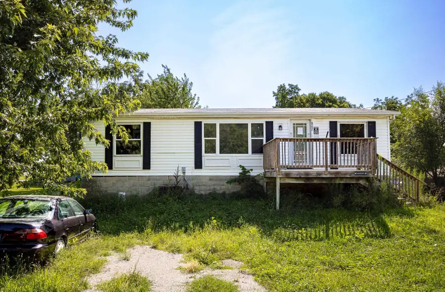 802 Nelson Avenue, Independence, IA 50644 - #2