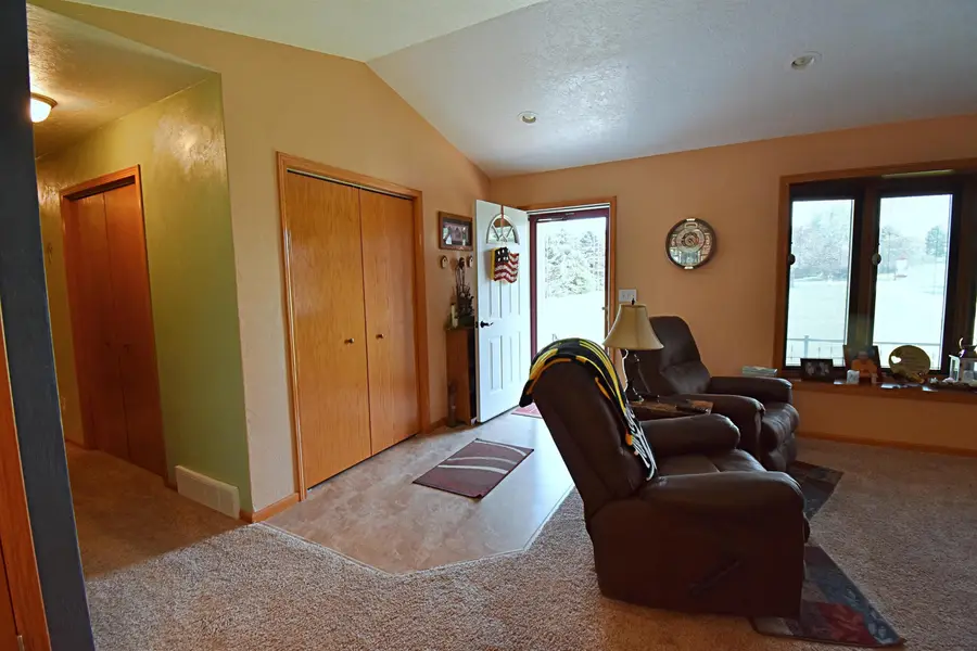 2645-2 Quasqueton Diagonal Blvd., Independence, IA 50644 - #3