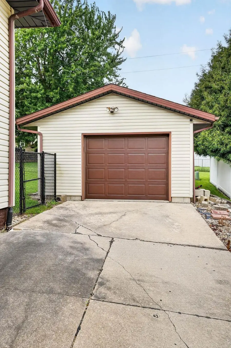 332 Sunny Lane Street, Denver, IA 50622 - #2