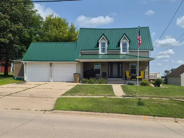 516 Commercial Street, Strawberry Point, IA 52076