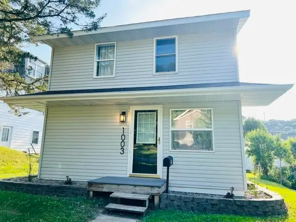 1003 River Street, Decorah, IA 52101