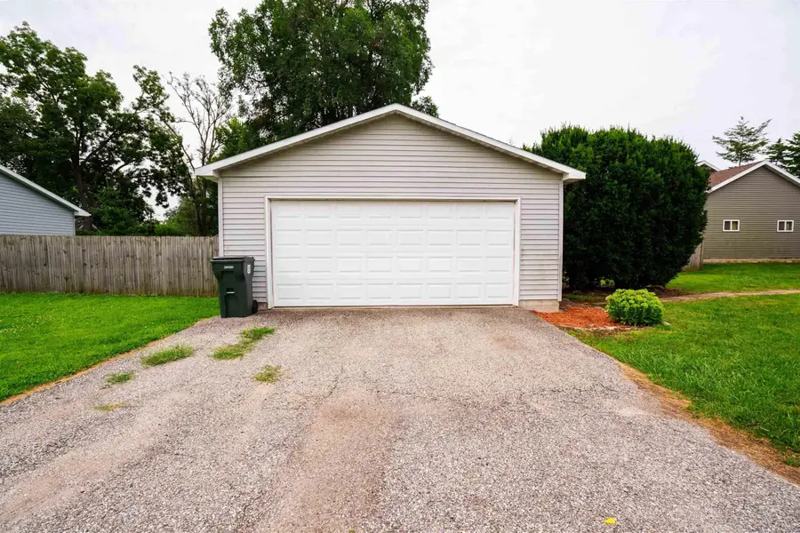 1024 Lantz Avenue, Cedar Falls, IA 50613 - #3