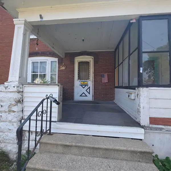 102 Randolph Street, Waterloo, IA 50701