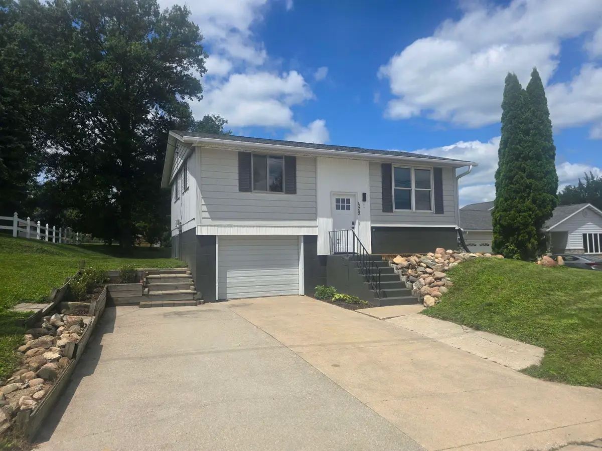 429 N Pine Street, West Union, IA 52175 - #1