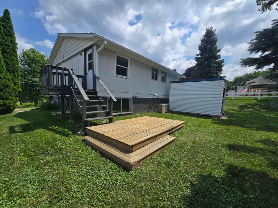 429 N Pine Street, West Union, IA 52175 - #3