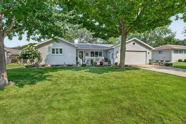 2812 Garden Avenue, Cedar Falls, IA 50613