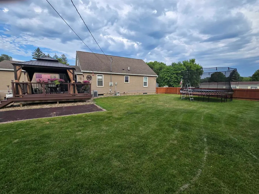 314 Washington Street, Elgin, IA 52141 - #3