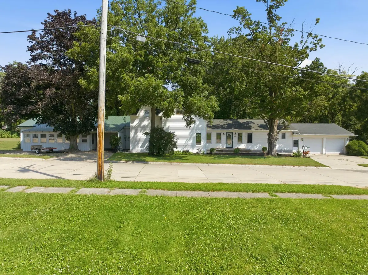 700 Wapsie Street, Sumner, IA 50674 - #1