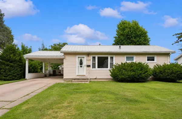 1209 Eleanor Drive, Waterloo, IA 50701