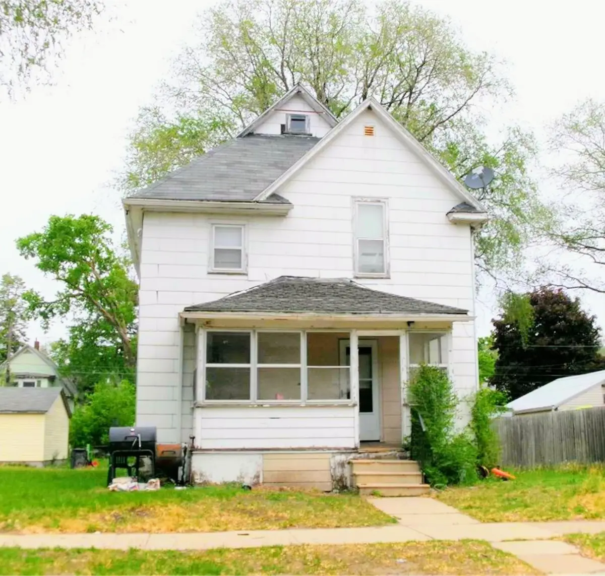436 Bratnober, Waterloo, IA 50703 - #1